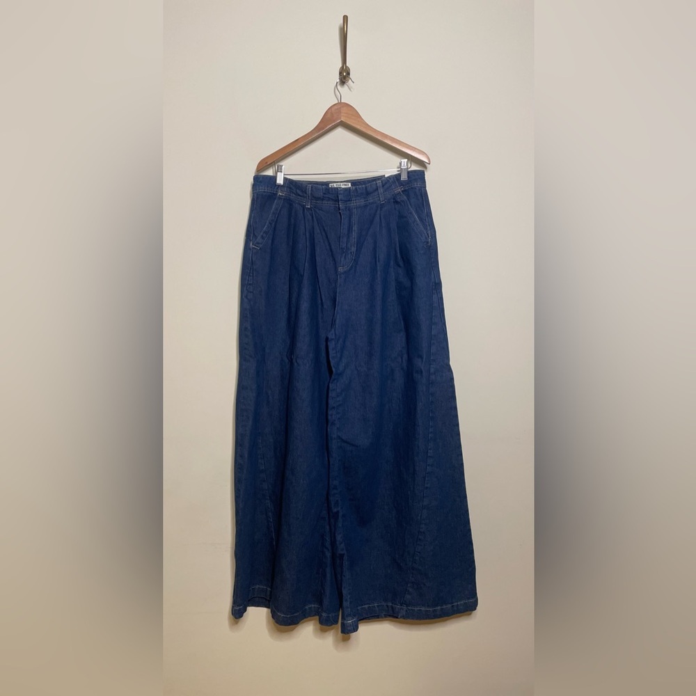 Free People Equinox Denim Trouser in Ritual Blue - Picture 4 of 9